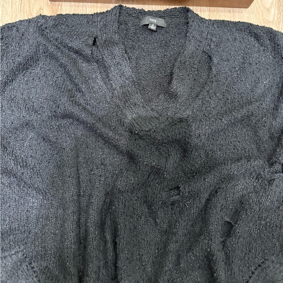 Fate Distressed V-Neck Sweater - Picture 3 of 8